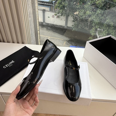 G339顶级品质 2026春夏新款玛丽半拖 Celine新款包头穆勒单鞋优雅又低调迷人 上脚真的超级显瘦超级美 C家特 G339顶级品质 2026春夏新款玛丽半拖 Celine新款包头穆勒单鞋优雅又低调迷人 上脚真的超级显瘦超级美 C家特