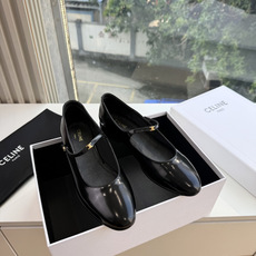 G339顶级品质 2026春夏新款玛丽半拖 Celine新款包头穆勒单鞋优雅又低调迷人 上脚真的超级显瘦超级美 C家特 G339顶级品质 2026春夏新款玛丽半拖 Celine新款包头穆勒单鞋优雅又低调迷人 上脚真的超级显瘦超级美 C家特