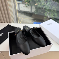 G339顶级品质 2026春夏新款玛丽半拖 Celine新款包头穆勒单鞋优雅又低调迷人 上脚真的超级显瘦超级美 C家特 G339顶级品质 2026春夏新款玛丽半拖 Celine新款包头穆勒单鞋优雅又低调迷人 上脚真的超级显瘦超级美 C家特
