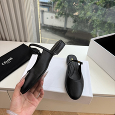 G339顶级品质 2026春夏新款玛丽半拖 Celine新款包头穆勒单鞋优雅又低调迷人 上脚真的超级显瘦超级美 C家特 G339顶级品质 2026春夏新款玛丽半拖 Celine新款包头穆勒单鞋优雅又低调迷人 上脚真的超级显瘦超级美 C家特