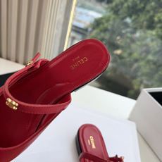 G339顶级品质 2026春夏新款玛丽半拖 Celine新款包头穆勒单鞋优雅又低调迷人 上脚真的超级显瘦超级美 C家特 G339顶级品质 2026春夏新款玛丽半拖 Celine新款包头穆勒单鞋优雅又低调迷人 上脚真的超级显瘦超级美 C家特