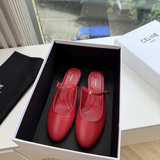 G339顶级品质 2026春夏新款玛丽半拖 Celine新款包头穆勒单鞋优雅又低调迷人 上脚真的超级显瘦超级美 C家特 G339顶级品质 2026春夏新款玛丽半拖 Celine新款包头穆勒单鞋优雅又低调迷人 上脚真的超级显瘦超级美 C家特