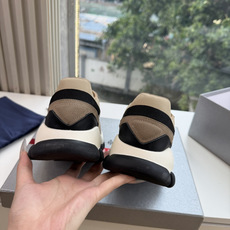 出厂价G2231Prada普拉达P家26ssfw~new新款系带休闲 德训鞋 低调奢华懒人鞋,富人的不二选择! 软胶底素 出厂价G2231Prada普拉达P家26ssfw~new新款系带休闲 德训鞋 低调奢华懒人鞋,富人的不二选择! 软胶底素