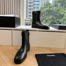 G06顶级品质黑色咖色大底不一样我们真皮对版底CHANEL香奈儿*小香切尔西短靴秋冬新款骑士靴库靴这款骑士靴真的是帅气时 G06顶级品质黑色咖色大底不一样我们真皮对版底CHANEL香奈儿*小香切尔西短靴秋冬新款骑士靴库靴这款骑士靴真的是帅气时