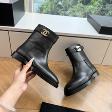 G06顶级品质黑色咖色大底不一样我们真皮对版底CHANEL香奈儿*小香切尔西短靴秋冬新款骑士靴库靴这款骑士靴真的是帅气时 G06顶级品质黑色咖色大底不一样我们真皮对版底CHANEL香奈儿*小香切尔西短靴秋冬新款骑士靴库靴这款骑士靴真的是帅气时