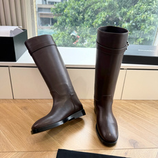 G06顶级品质黑色咖色大底不一样我们真皮底CHANEL香奈儿*小香秋冬新款骑士靴库靴这款骑士靴真的是帅气时尚的代表马丁靴 G06顶级品质黑色咖色大底不一样我们真皮底CHANEL香奈儿*小香秋冬新款骑士靴库靴这款骑士靴真的是帅气时尚的代表马丁靴