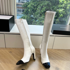 G238😀CHANEL香奈儿*小香秋冬新款骑士靴库靴这款骑士靴真的是帅气时尚的代表马丁靴骑士靴靴筒Chanel字母点缀 G238😀CHANEL香奈儿*小香秋冬新款骑士靴库靴这款骑士靴真的是帅气时尚的代表马丁靴骑士靴靴筒Chanel字母点缀
