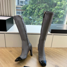 G238😀CHANEL香奈儿*小香秋冬新款骑士靴库靴这款骑士靴真的是帅气时尚的代表马丁靴骑士靴靴筒Chanel字母点缀 G238😀CHANEL香奈儿*小香秋冬新款骑士靴库靴这款骑士靴真的是帅气时尚的代表马丁靴骑士靴靴筒Chanel字母点缀