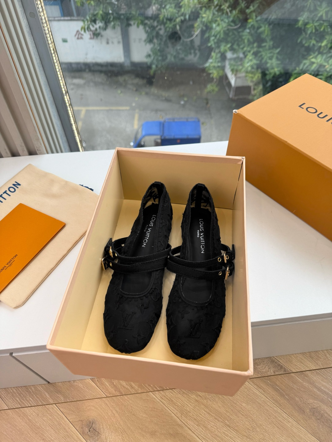 G199所见即所得顶级版本LV | 路易威登 X TM 6AM 村上隆联名款樱桃凉鞋新款 单鞋凉鞋顶级版本‼️原版一致 G199所见即所得顶级版本LV | 路易威登 X TM 6AM 村上隆联名款樱桃凉鞋新款 单鞋凉鞋顶级版本‼️原版一致