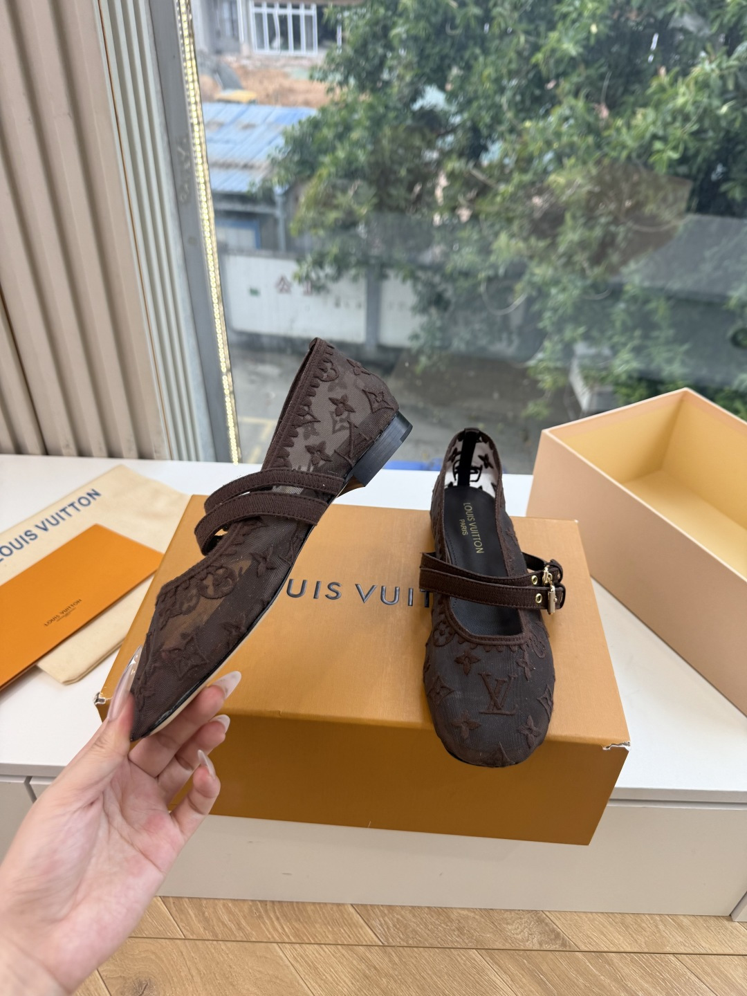 G199所见即所得顶级版本LV | 路易威登 X TM 6AM 村上隆联名款樱桃凉鞋新款 单鞋凉鞋顶级版本‼️原版一致 G199所见即所得顶级版本LV | 路易威登 X TM 6AM 村上隆联名款樱桃凉鞋新款 单鞋凉鞋顶级版本‼️原版一致
