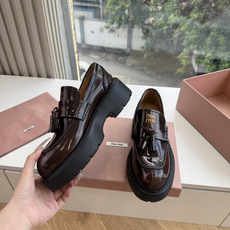 G0286代购级独家上新Miu Miu2026真皮乐福鞋Zp开发 手工羊皮平底拖鞋秒杀市面版本Miu真的太少女奶呼呼的超 G0286代购级独家上新Miu Miu2026真皮乐福鞋Zp开发 手工羊皮平底拖鞋秒杀市面版本Miu真的太少女奶呼呼的超