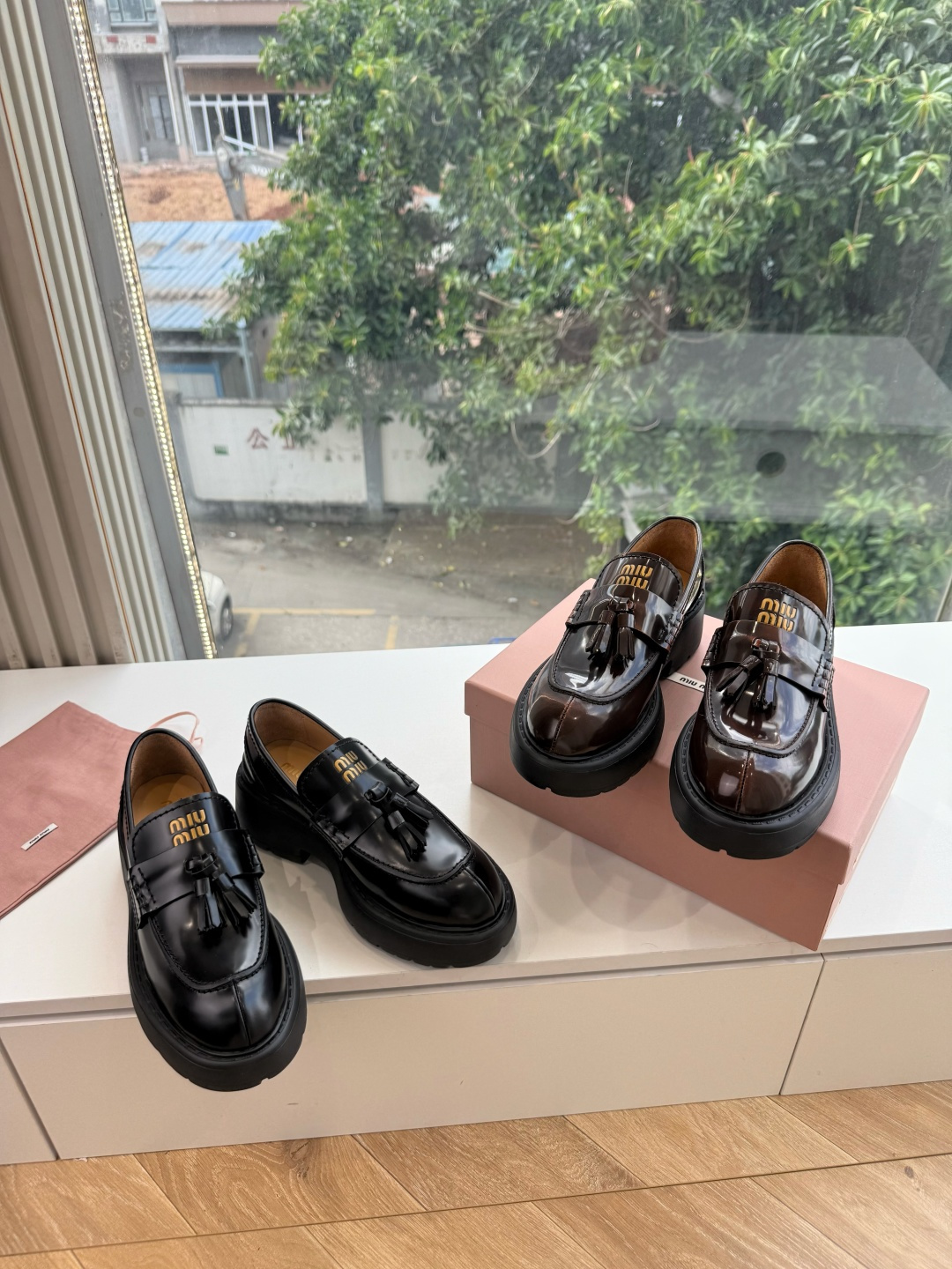 G0286代购级独家上新Miu Miu2026真皮乐福鞋Zp开发 手工羊皮平底拖鞋秒杀市面版本Miu真的太少女奶呼呼的超