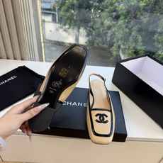 G238Chane*26ss新款玛丽珍单鞋高跟鞋凉鞋 温柔名媛的氛围感缓缓蔓延,圆润鞋头搭配精巧的小蝴蝶结,撞色方头贴标 G238Chane*26ss新款玛丽珍单鞋高跟鞋凉鞋 温柔名媛的氛围感缓缓蔓延,圆润鞋头搭配精巧的小蝴蝶结,撞色方头贴标