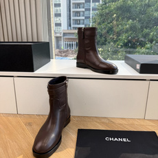 G06顶级品质黑色咖色大底不一样我们真皮对版底CHANEL香奈儿*小香切尔西短靴秋冬新款骑士靴库靴这款骑士靴真的是帅气时 G06顶级品质黑色咖色大底不一样我们真皮对版底CHANEL香奈儿*小香切尔西短靴秋冬新款骑士靴库靴这款骑士靴真的是帅气时