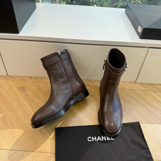 G06顶级品质黑色咖色大底不一样我们真皮对版底CHANEL香奈儿*小香切尔西短靴秋冬新款骑士靴库靴这款骑士靴真的是帅气时 G06顶级品质黑色咖色大底不一样我们真皮对版底CHANEL香奈儿*小香切尔西短靴秋冬新款骑士靴库靴这款骑士靴真的是帅气时