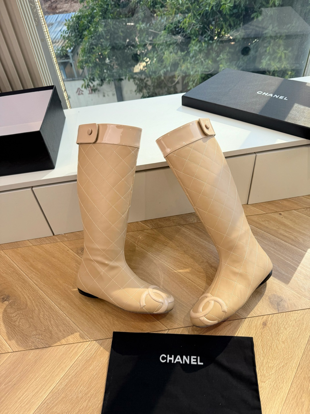 G012😀代购级别CHANEL 香奈儿*小香秋冬新款裤靴骑士靴库靴这款骑士靴真的是帅气时尚的代表,靴筒Chanel字母点 G012😀代购级别CHANEL 香奈儿*小香秋冬新款裤靴骑士靴库靴这款骑士靴真的是帅气时尚的代表,靴筒Chanel字母点