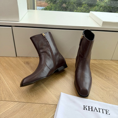 G213Khait* 26ss早秋新款尖头直筒高筒靴 自带复古贵气冷艳氛围感,尖头利落显瘦,直筒高靴筒修饰腿型,设计简约 G213Khait* 26ss早秋新款尖头直筒高筒靴 自带复古贵气冷艳氛围感,尖头利落显瘦,直筒高靴筒修饰腿型,设计简约