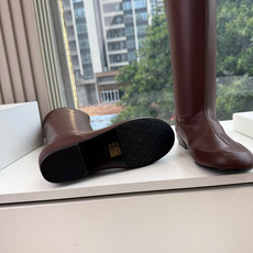 G303顶级品质 Orinou 简约风弹力长筒靴 采用高弹力面料,贴合腿部线条,能修饰腿型;鞋型偏修长,鞋头为简约的小圆 G303顶级品质 Orinou 简约风弹力长筒靴 采用高弹力面料,贴合腿部线条,能修饰腿型;鞋型偏修长,鞋头为简约的小圆