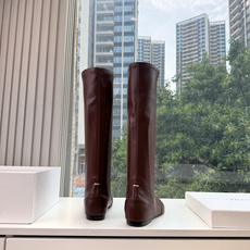 G303顶级品质 Orinou 简约风弹力长筒靴 采用高弹力面料,贴合腿部线条,能修饰腿型;鞋型偏修长,鞋头为简约的小圆 G303顶级品质 Orinou 简约风弹力长筒靴 采用高弹力面料,贴合腿部线条,能修饰腿型;鞋型偏修长,鞋头为简约的小圆