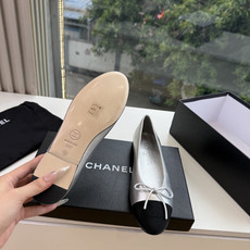G233所见即所得代购级CHANE*2026小香奈儿爆品玛丽珍包头单鞋凉鞋 妥妥的自留款!!比经典款Slingback舒 G233所见即所得代购级CHANE*2026小香奈儿爆品玛丽珍包头单鞋凉鞋 妥妥的自留款!!比经典款Slingback舒