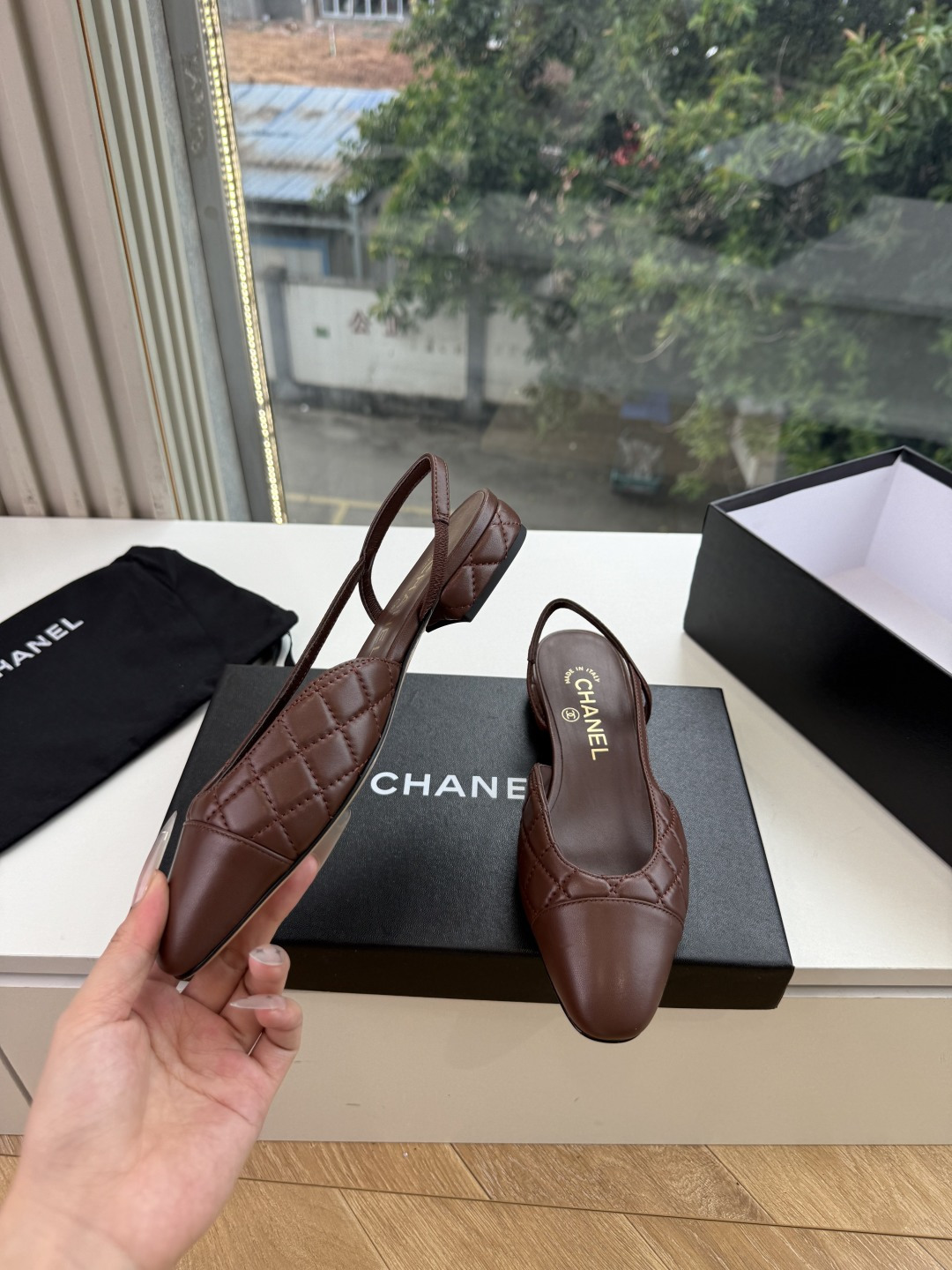 G233所见即所得代购级CHANE*2026小香奈儿爆品玛丽珍包头单鞋凉鞋 妥妥的自留款!!比经典款Slingback舒 G233所见即所得代购级CHANE*2026小香奈儿爆品玛丽珍包头单鞋凉鞋 妥妥的自留款!!比经典款Slingback舒