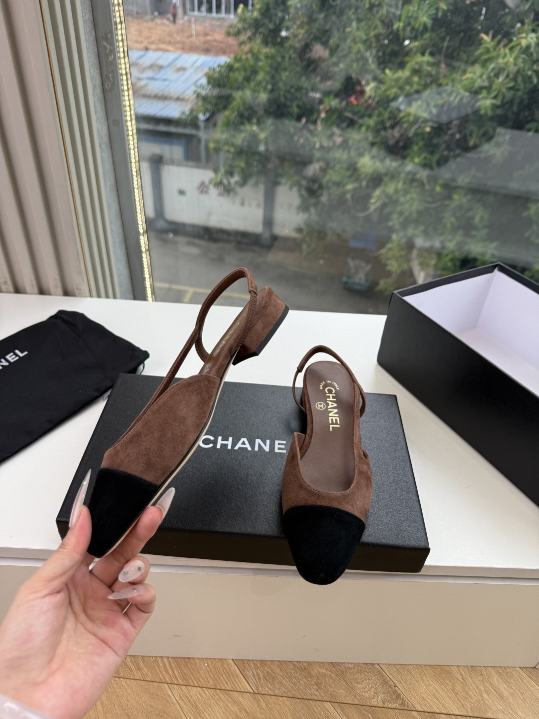 G233所见即所得代购级CHANE*2026小香奈儿爆品玛丽珍包头单鞋凉鞋 妥妥的自留款!!比经典款Slingback舒 G233所见即所得代购级CHANE*2026小香奈儿爆品玛丽珍包头单鞋凉鞋 妥妥的自留款!!比经典款Slingback舒