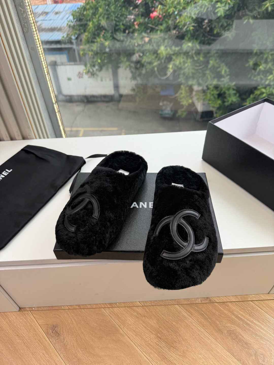 G012高版CHANE*小香奈儿爆品蝴妥妥的自留款!!比经典款Slingback舒服太多啦!每个颜色上脚都很显白 首选金 G012高版CHANE*小香奈儿爆品蝴妥妥的自留款!!比经典款Slingback舒服太多啦!每个颜色上脚都很显白 首选金