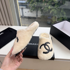 G012高版CHANE*小香奈儿爆品蝴妥妥的自留款!!比经典款Slingback舒服太多啦!每个颜色上脚都很显白 首选金 G012高版CHANE*小香奈儿爆品蝴妥妥的自留款!!比经典款Slingback舒服太多啦!每个颜色上脚都很显白 首选金