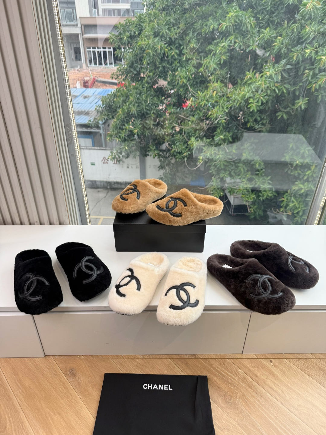 G012高版CHANE*小香奈儿爆品蝴妥妥的自留款！！比经典款Slingback舒服太多啦！每个颜色上脚都很显白 首选金