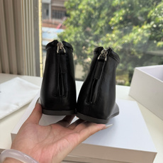 G679所见即所得The ro*2026新款平底切尔西短靴很少会看到一款会做到这么精细、而且对脚的包容性特别强,把脚型修 G679所见即所得The ro*2026新款平底切尔西短靴很少会看到一款会做到这么精细、而且对脚的包容性特别强,把脚型修