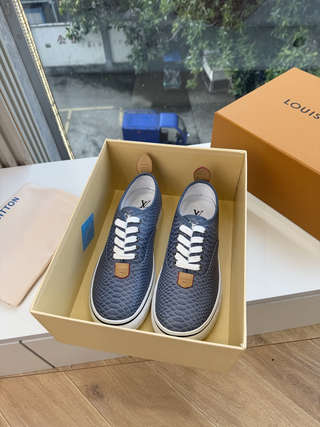 G317顶级版本Louis Vuitto路易斯威登LV驴牌L家棉鞋Archlight经典Skate运动休闲厚底鞋 你的L G317顶级版本Louis Vuitto路易斯威登LV驴牌L家棉鞋Archlight经典Skate运动休闲厚底鞋 你的L