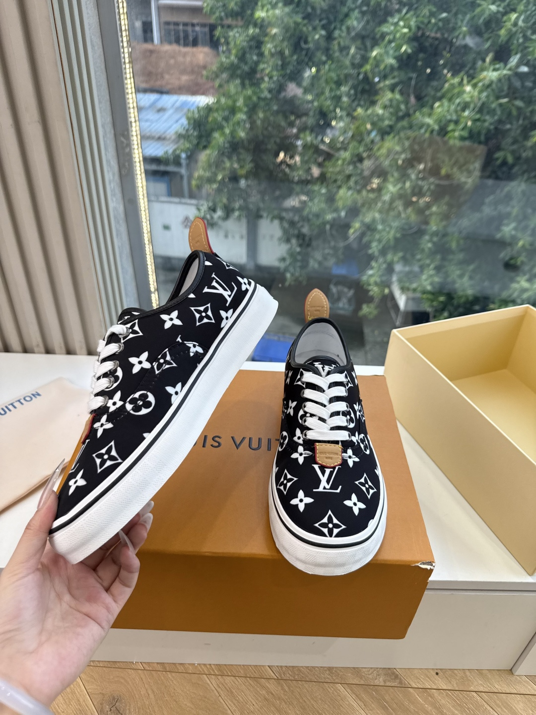 G317顶级版本Louis Vuitto路易斯威登LV驴牌L家棉鞋Archlight经典Skate运动休闲厚底鞋 你的L G317顶级版本Louis Vuitto路易斯威登LV驴牌L家棉鞋Archlight经典Skate运动休闲厚底鞋 你的L