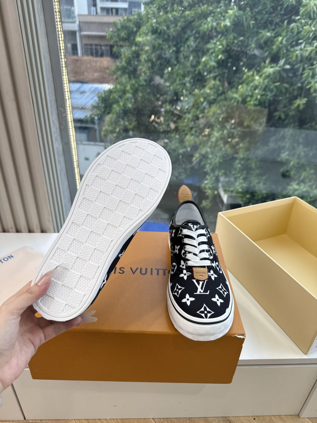 G317顶级版本Louis Vuitto路易斯威登LV驴牌L家棉鞋Archlight经典Skate运动休闲厚底鞋 你的L G317顶级版本Louis Vuitto路易斯威登LV驴牌L家棉鞋Archlight经典Skate运动休闲厚底鞋 你的L