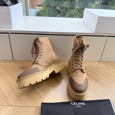 G178-1顶级品质 代购级别 蜡感胎小牛皮上线 CELINE塞琳 凯旋门英伦风短靴🔝简约大气时髦👍耐看不过时😍是时尚圈 G178-1顶级品质 代购级别 蜡感胎小牛皮上线 CELINE塞琳 凯旋门英伦风短靴🔝简约大气时髦👍耐看不过时😍是时尚圈