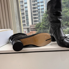 G012顶级品质 MaisonMargiela | 把 Tabi短靴焊在脚上秋冬时节永远可以相信短靴,风度温度兼具,稳稳 G012顶级品质 MaisonMargiela | 把 Tabi短靴焊在脚上秋冬时节永远可以相信短靴,风度温度兼具,稳稳