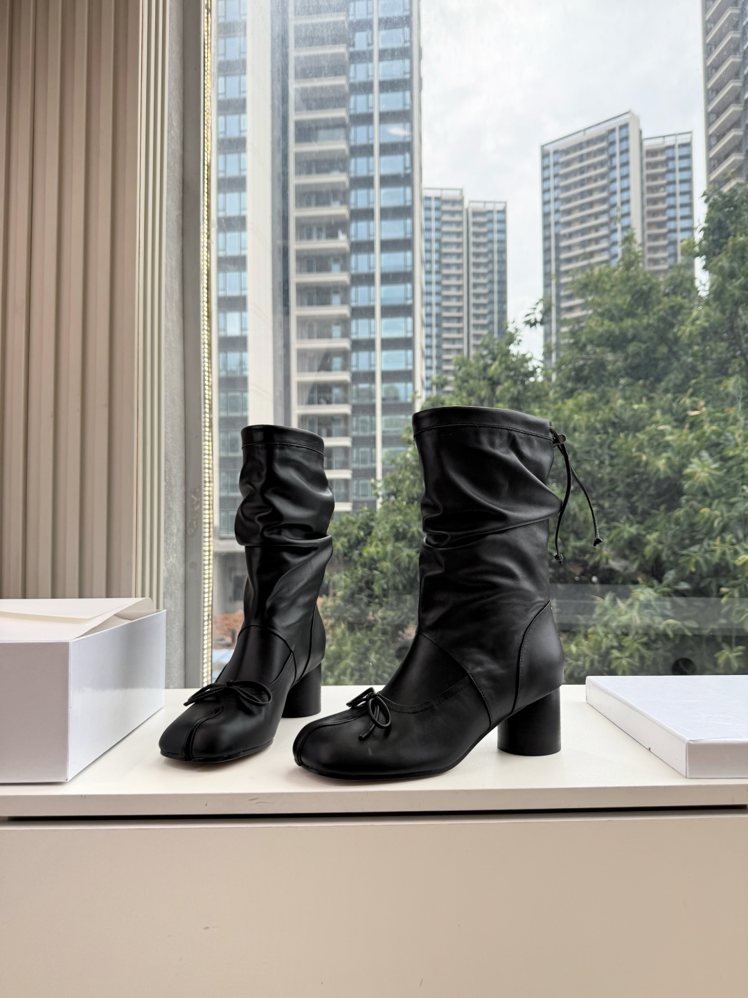 G012顶级品质 MaisonMargiela | 把 Tabi短靴焊在脚上秋冬时节永远可以相信短靴,风度温度兼具,稳稳 G012顶级品质 MaisonMargiela | 把 Tabi短靴焊在脚上秋冬时节永远可以相信短靴,风度温度兼具,稳稳