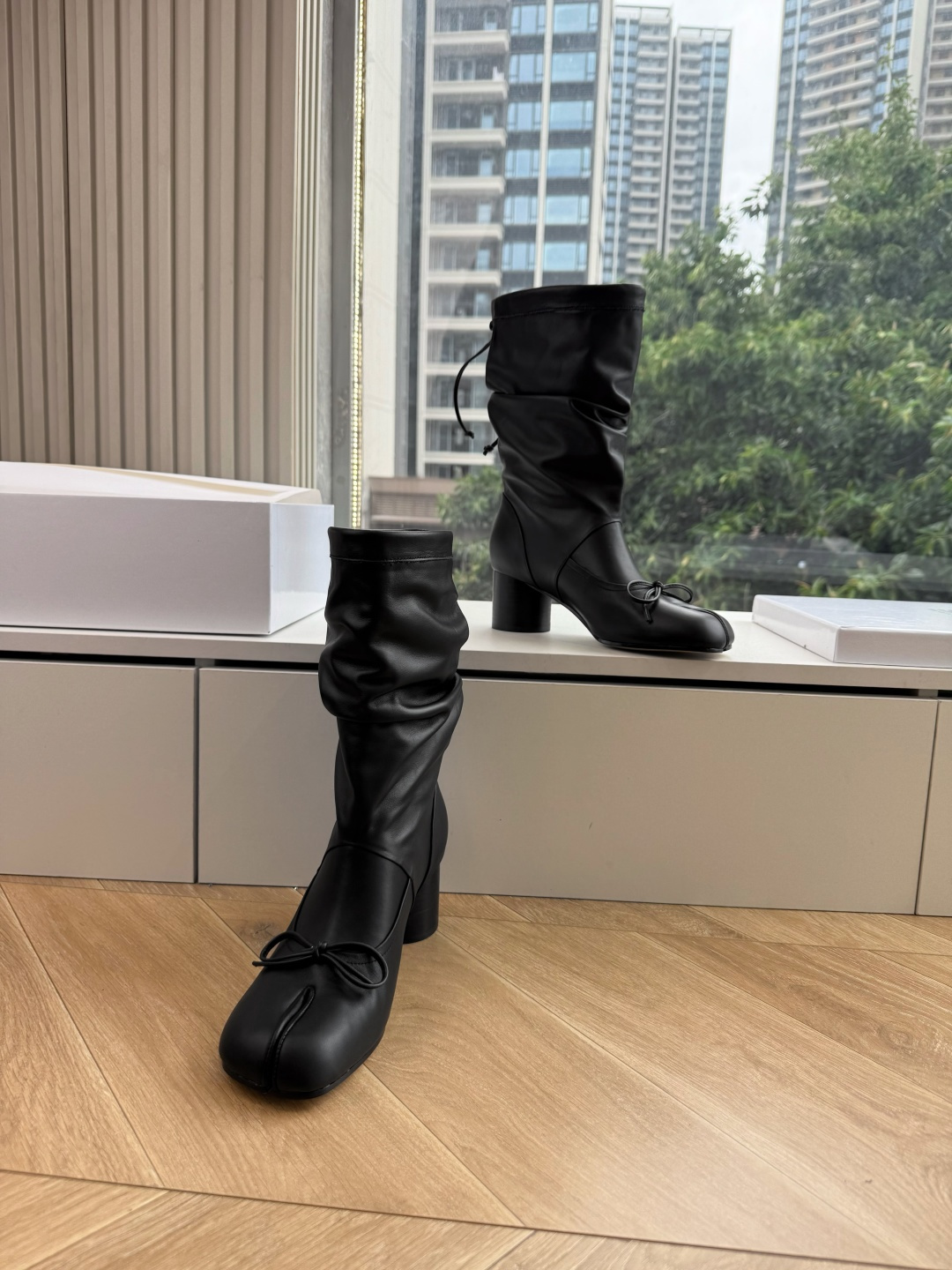 G012顶级品质 MaisonMargiela | 把 Tabi短靴焊在脚上秋冬时节永远可以相信短靴,风度温度兼具,稳稳 G012顶级品质 MaisonMargiela | 把 Tabi短靴焊在脚上秋冬时节永远可以相信短靴,风度温度兼具,稳稳