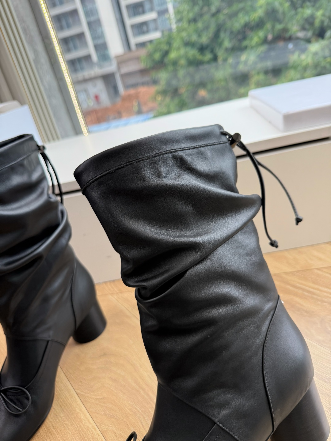 G012顶级品质 MaisonMargiela | 把 Tabi短靴焊在脚上秋冬时节永远可以相信短靴,风度温度兼具,稳稳 G012顶级品质 MaisonMargiela | 把 Tabi短靴焊在脚上秋冬时节永远可以相信短靴,风度温度兼具,稳稳