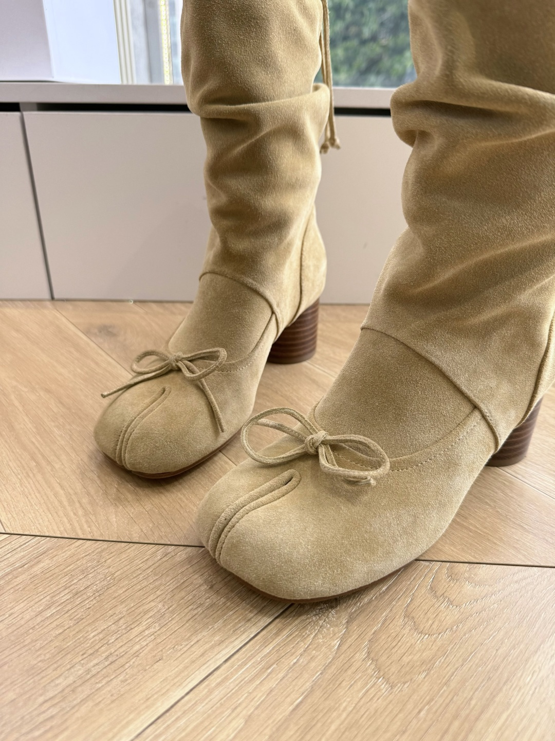 G012顶级品质 MaisonMargiela | 把 Tabi短靴焊在脚上秋冬时节永远可以相信短靴,风度温度兼具,稳稳 G012顶级品质 MaisonMargiela | 把 Tabi短靴焊在脚上秋冬时节永远可以相信短靴,风度温度兼具,稳稳