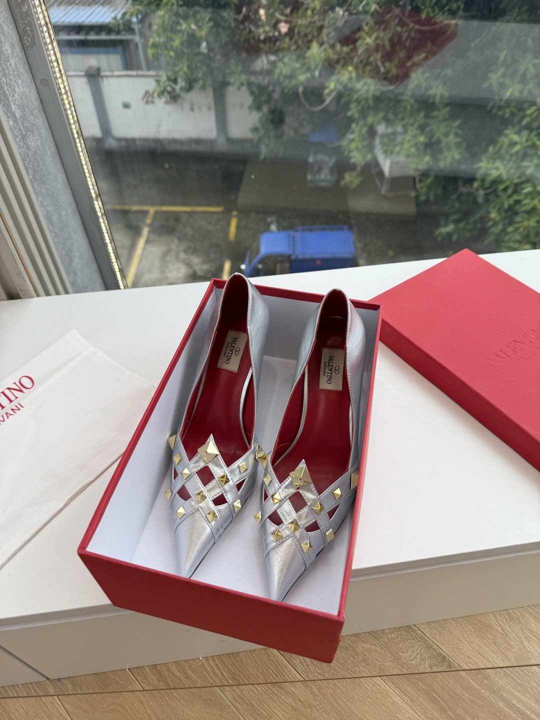 G289 VALENTINO华伦天奴经典单鞋春夏VLOGO SIGNATURE鞋型线条流畅.版型超赞上脚舒适.增高.显瘦