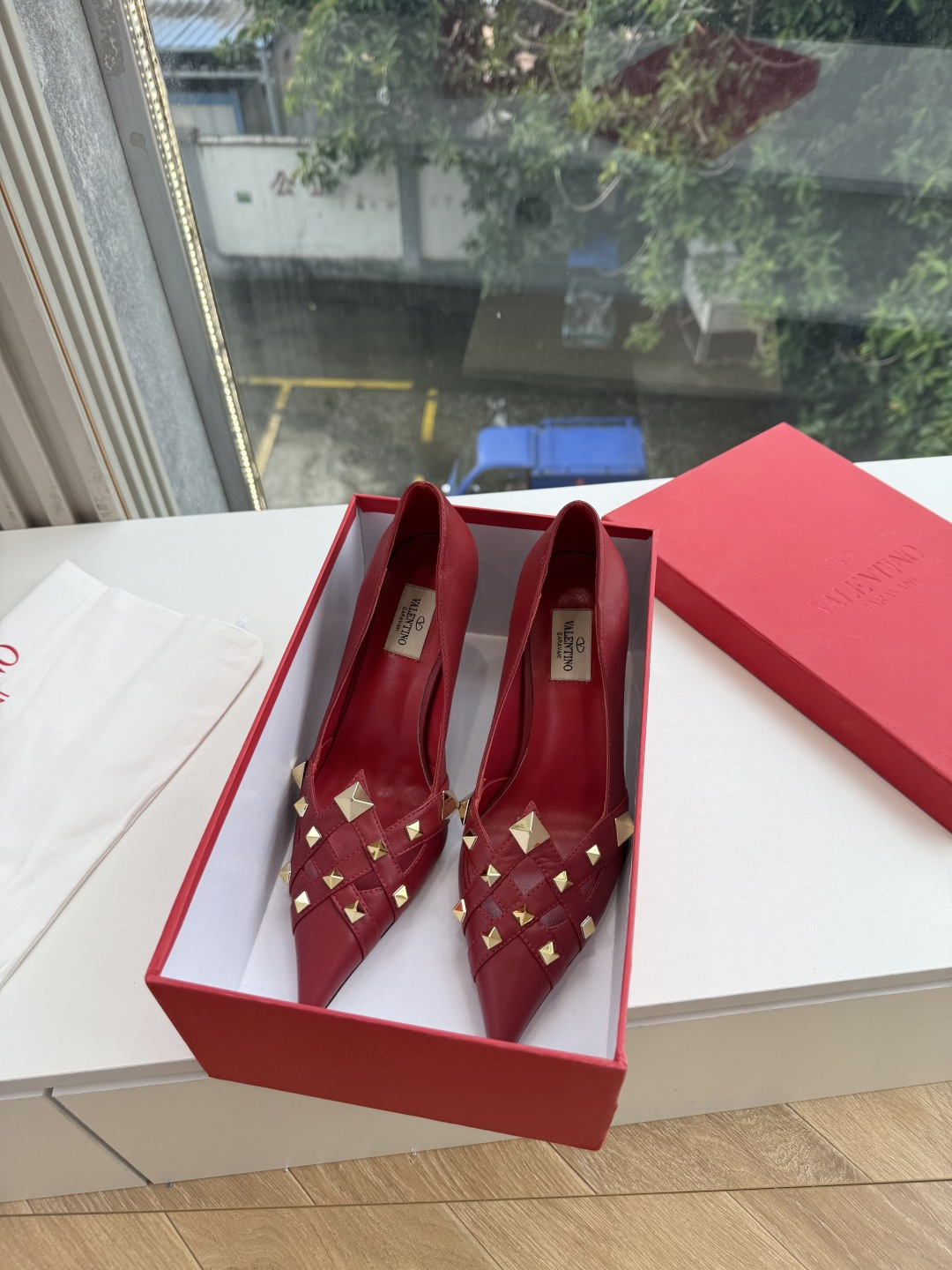 G289 VALENTINO华伦天奴经典单鞋春夏VLOGO SIGNATURE鞋型线条流畅.版型超赞上脚舒适.增高.显瘦