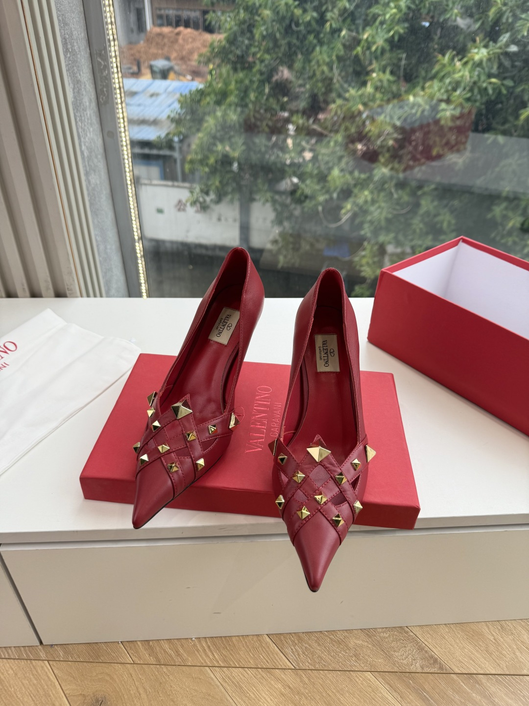 G289 VALENTINO华伦天奴经典单鞋春夏VLOGO SIGNATURE鞋型线条流畅.版型超赞上脚舒适.增高.显瘦