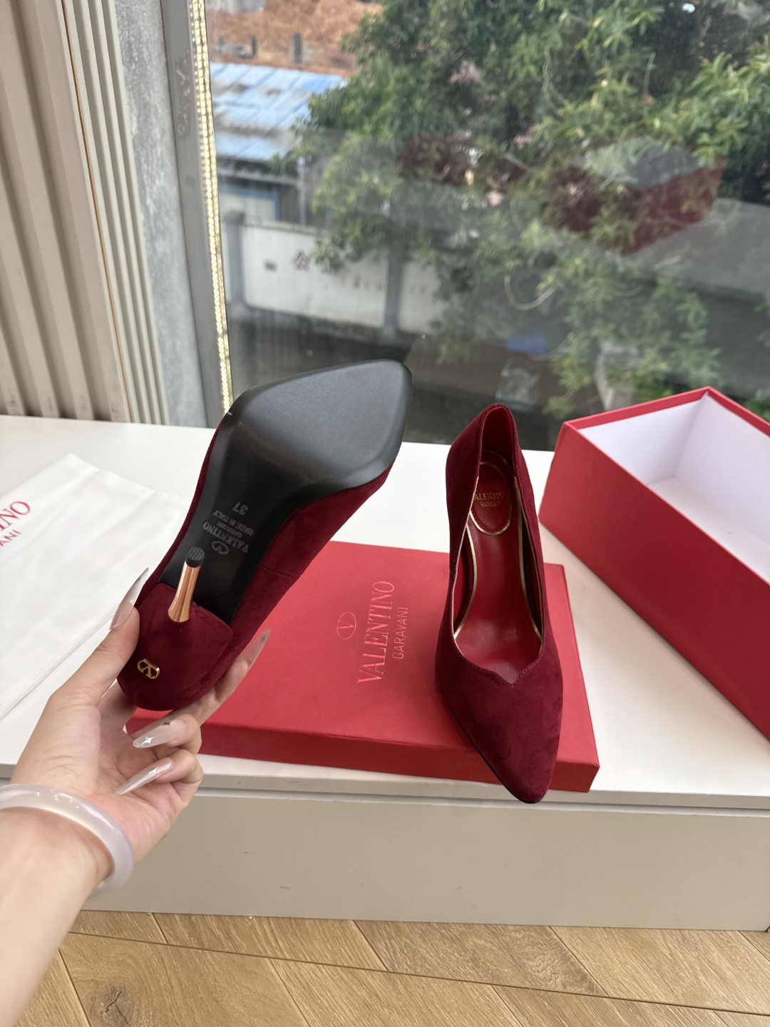 G289 VALENTINO华伦天奴经典单鞋春夏VLOGO SIGNATURE鞋型线条流畅.版型超赞上脚舒适.增高.显瘦
