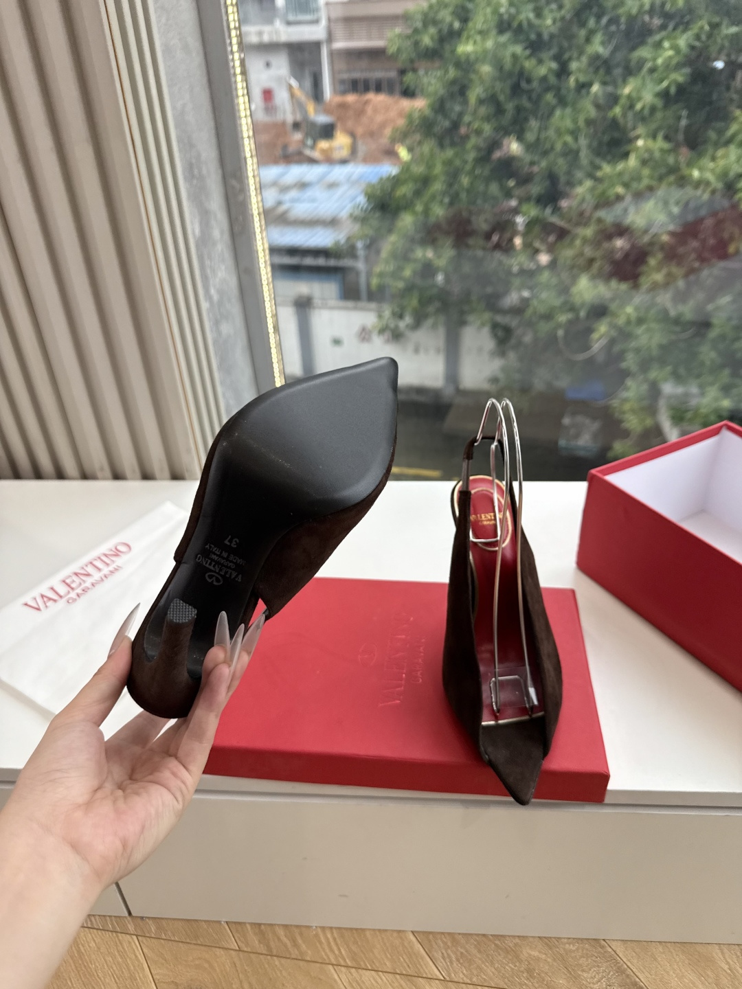 G289 VALENTINO华伦天奴凉鞋经典单鞋春夏VLOGO SIGNATURE鞋型线条流畅.版型超赞上脚舒适.增高.