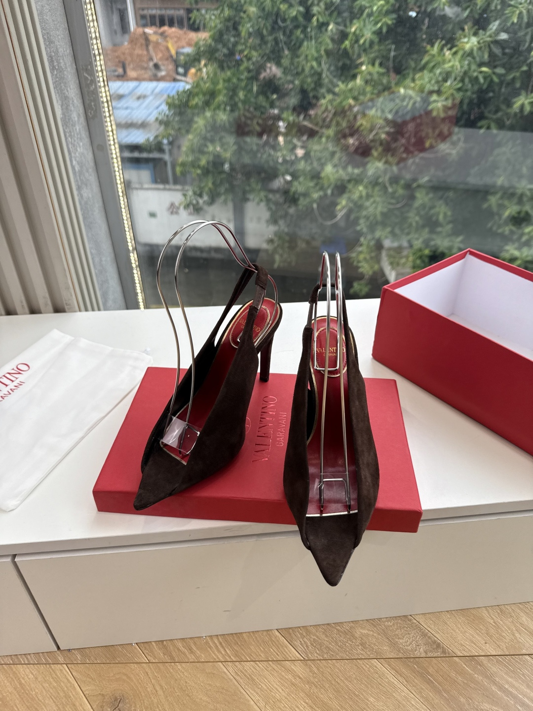 G289 VALENTINO华伦天奴凉鞋经典单鞋春夏VLOGO SIGNATURE鞋型线条流畅.版型超赞上脚舒适.增高.