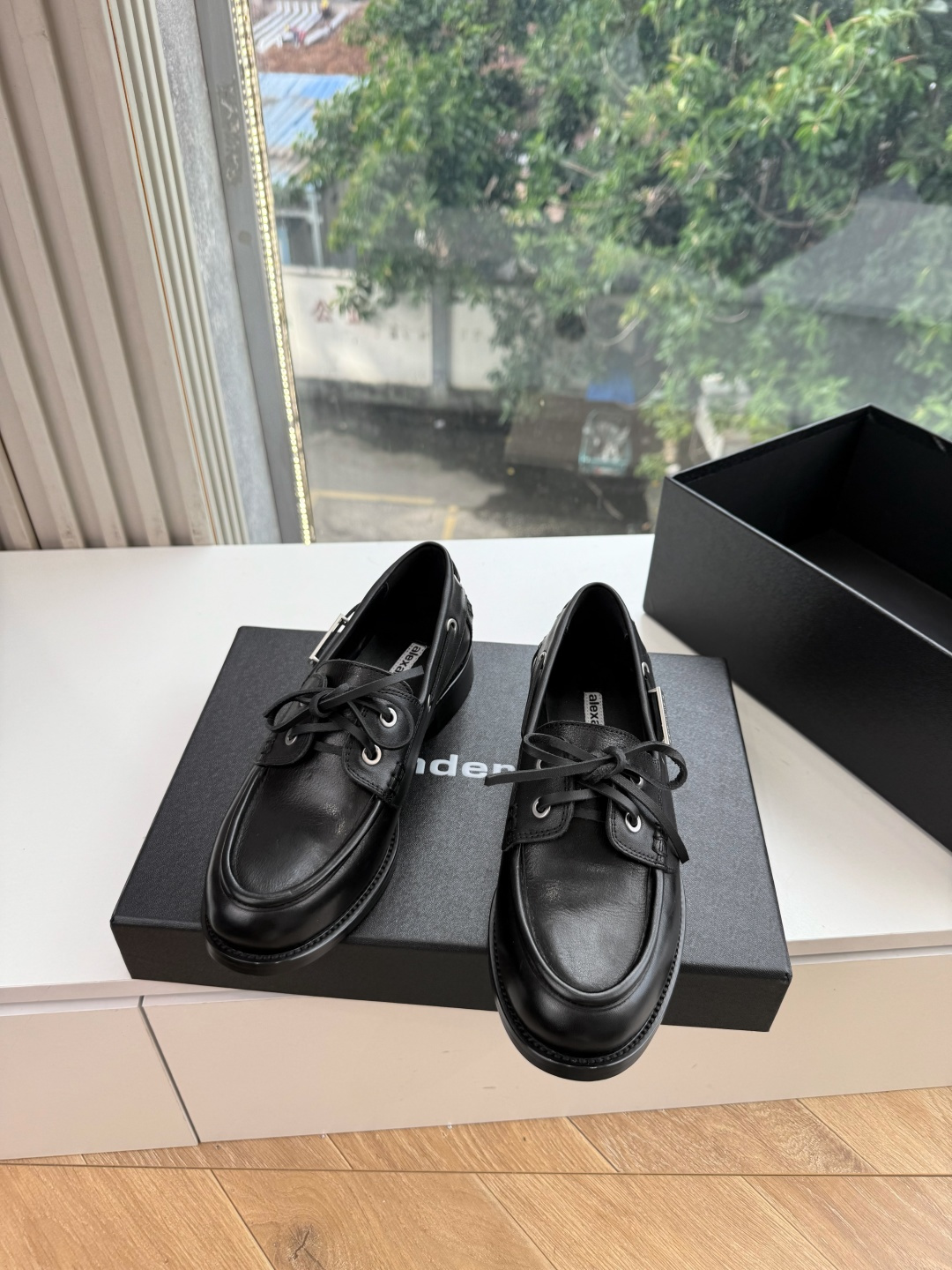 G013代购级别Alexanderwan*大王新品厚底系列新品，无敌增高决绝子单品，鞋底厚，但脚感轻盈舒适！甄选进口牛皮