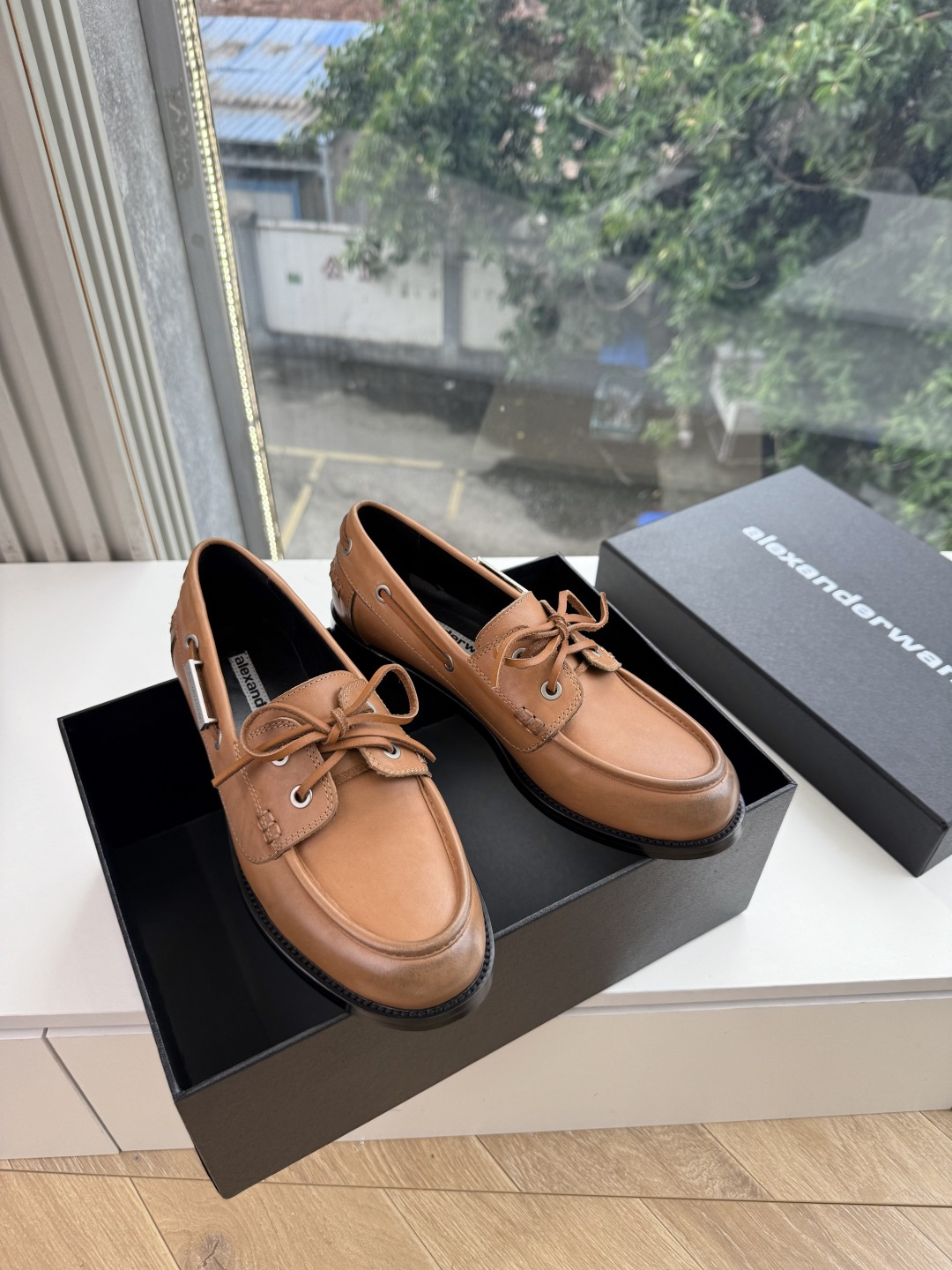 G013代购级别Alexanderwan*大王新品厚底系列新品，无敌增高决绝子单品，鞋底厚，但脚感轻盈舒适！甄选进口牛皮