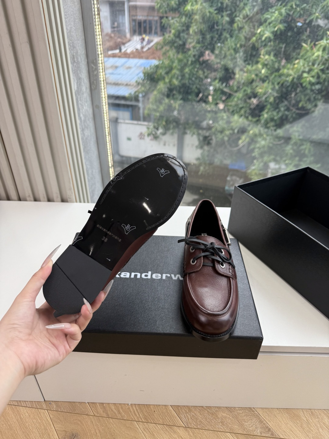 G013代购级别Alexanderwan*大王新品厚底系列新品,无敌增高决绝子单品,鞋底厚,但脚感轻盈舒适!甄选进口牛皮 G013代购级别Alexanderwan*大王新品厚底系列新品,无敌增高决绝子单品,鞋底厚,但脚感轻盈舒适!甄选进口牛皮