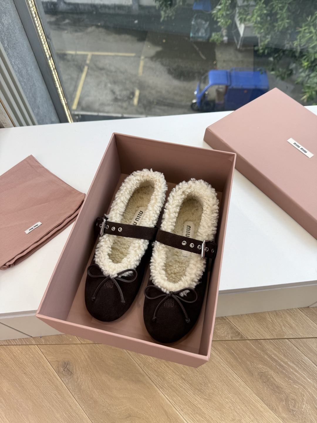 G顶级羊毛内里miumiu秋冬新款玛丽珍芭蕾舞鞋进口羊毛雪地靴棉鞋单鞋 简约造型，超轻原版开模鞋底，脚感妥妥满分 好穿好