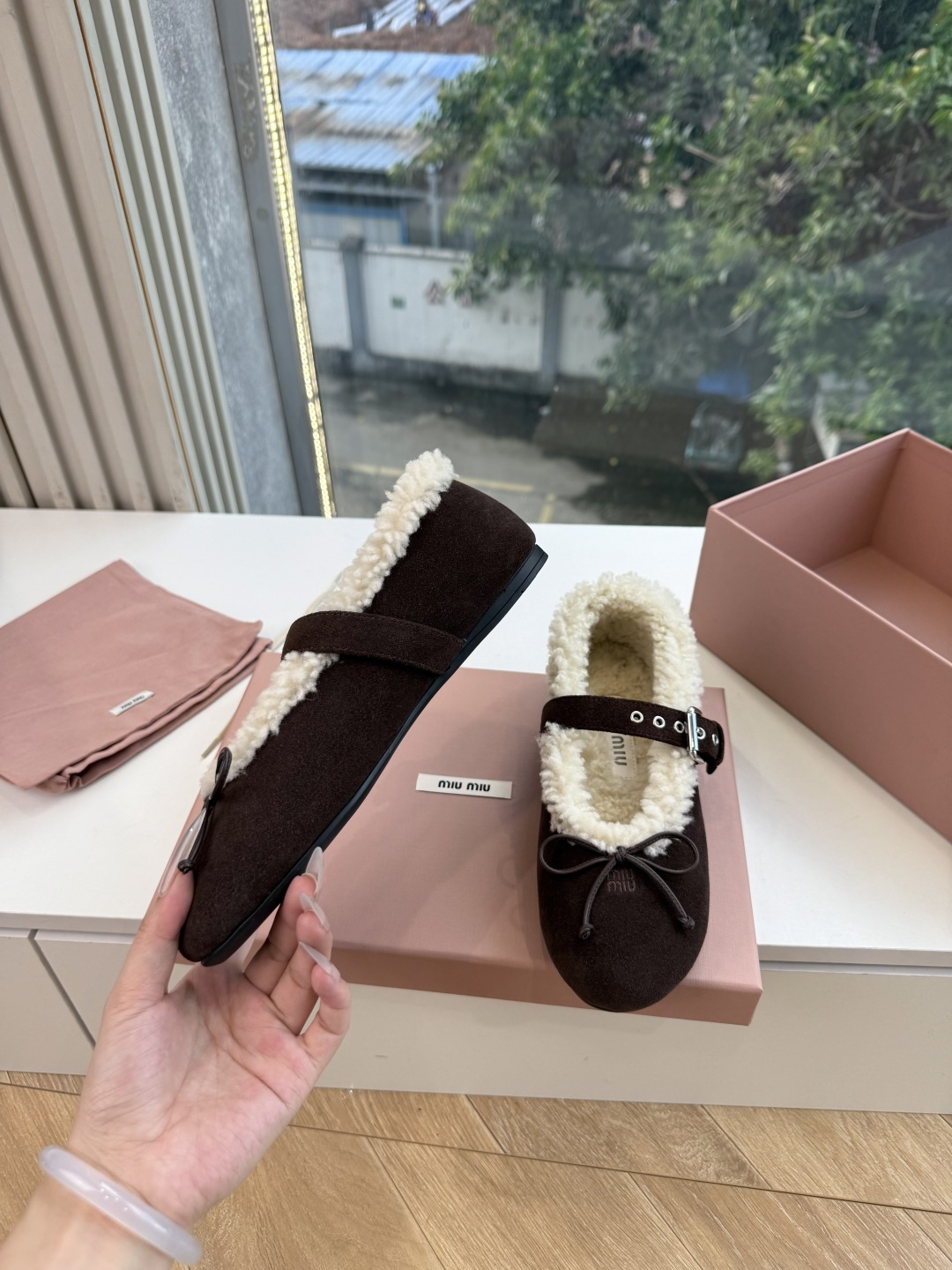 G顶级羊毛内里miumiu秋冬新款玛丽珍芭蕾舞鞋进口羊毛雪地靴棉鞋单鞋 简约造型，超轻原版开模鞋底，脚感妥妥满分 好穿好